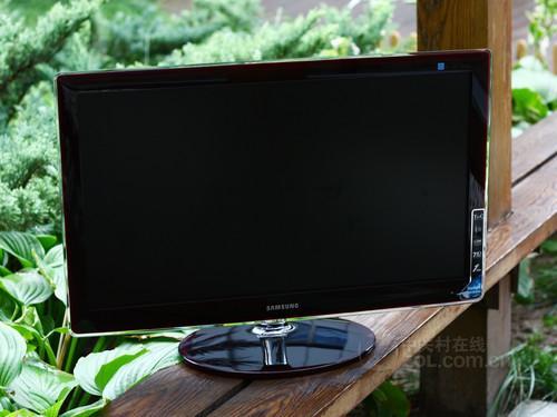 27英(ying)寸(cun)液晶顯示器更(geng)適合娛(yu)樂使用