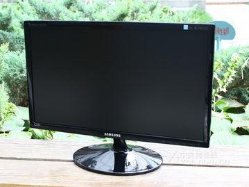 高(gao)材(cai)質(zhi)高(gao)畫(hua)質 三(san)星(xing)22寸(cun)LED顯(xian)示(shi)器到貨