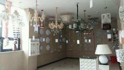 夢迪(di)家(jia)裝飾(shi)工程(cheng)設(she)計