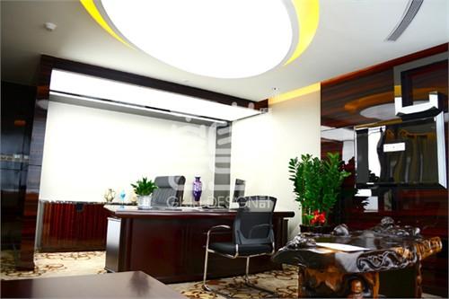 古(gu)源液(ye)總部(bu)辦(ban)公(gong)室(shi)裝飾工程設(she)計(ji)項(xiang)目(mu)_美國(guo)室(shi)內(nei)設(she)計(ji)中(zhong)文網